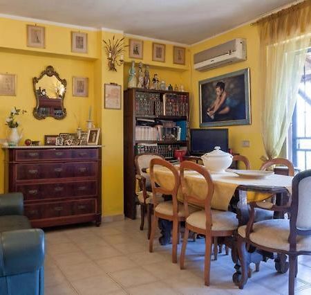 Carly & Dane Vacation House Taormina Bagian luar foto